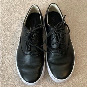 Black Sperry sneakers leather